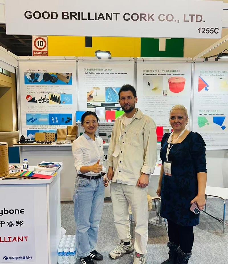 Wadah Lengkap Ing Perjalanan menyang Inggris!